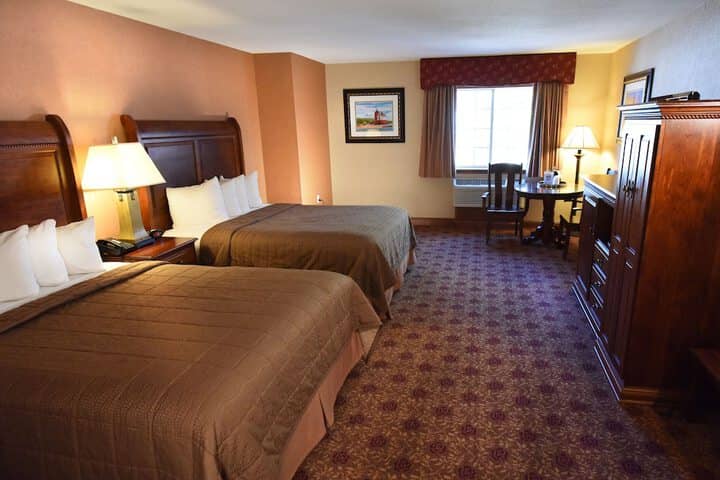Room 3 of 50