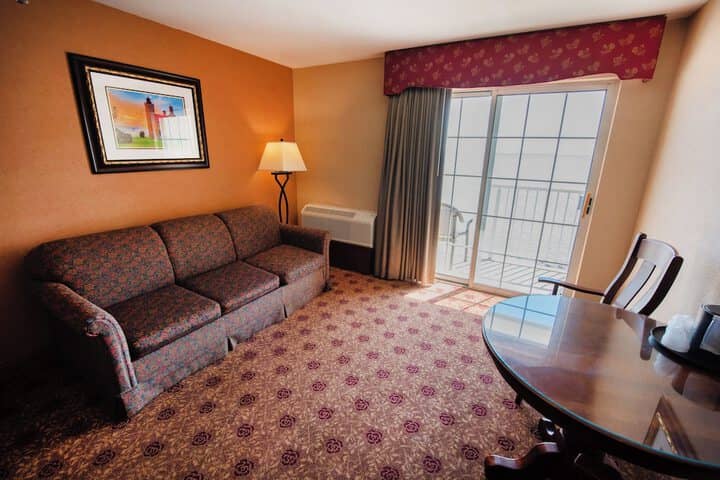 Room 7 of 50