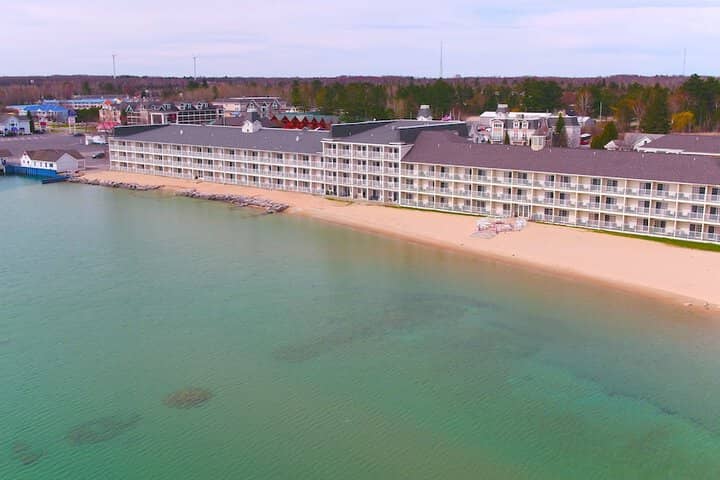 Hotel 44 of 50